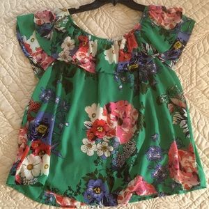 Xhilaration Green Floral Off the Shoulder Split Back Ruffle Blouse size Large